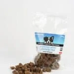 100 % jehněčí mini kostky pro psy 100 g – sušené maso
